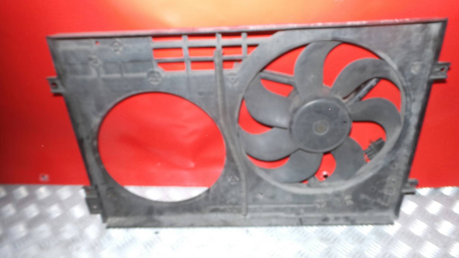 Elettroventola AUDI TT (8N3) Imagem-1