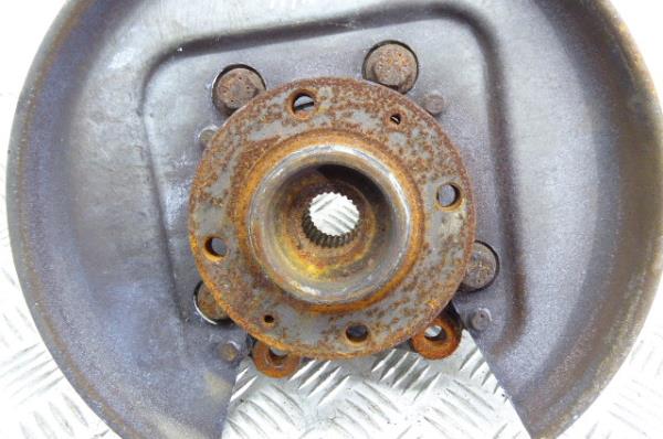 Mangueta trasera izquierda PEUGEOT 3008 I (0U_) Imagem-5