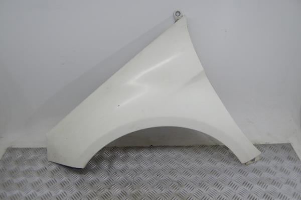 Left fender MERCEDES-BENZ Classe B (W245)