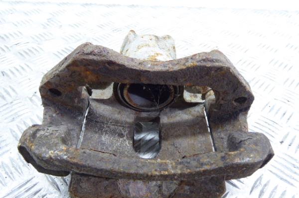 Pinza freno anteriore sinistra MITSUBISHI Canter (FB7, FB8, FE7, FE8) VII Imagem-4