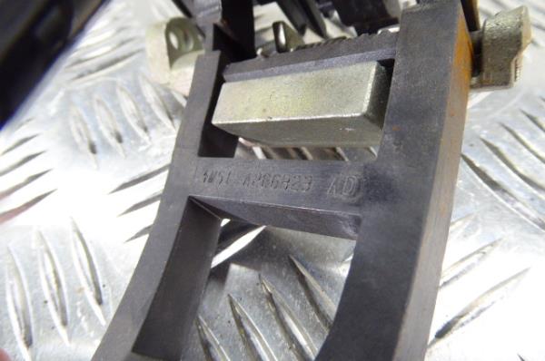 Maniglia porta posteriore sinistra FORD Focus II (DA_) Imagem-4