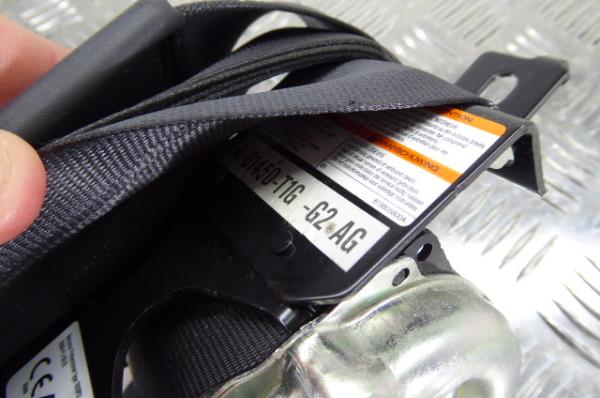 Gurtstraffer vorne rechts HONDA CR-V IV (RM_) Imagem-5