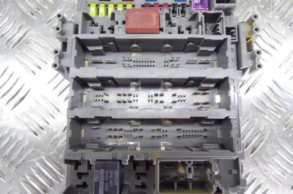 Boîte de fusibles / SAM / BSI HONDA CR-V IV (RM_) Imagem-6