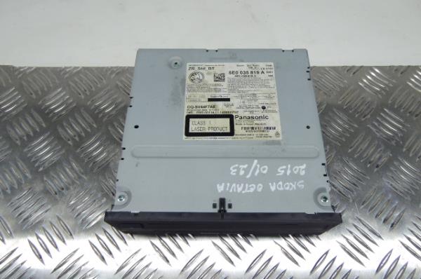 Caixa / leitor CDs SKODA Octavia III Hatchback (5E3) Imagem-1