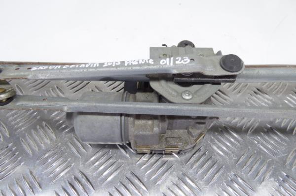 Motor limpa vidros frente SKODA Octavia III Hatchback (5E3) Imagem-3