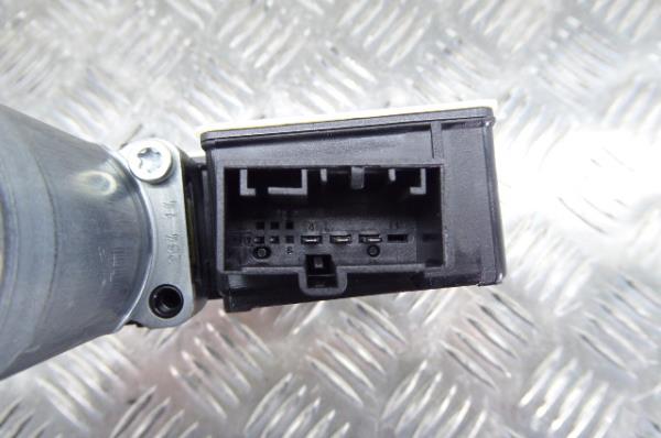 Right Rear  Door Window Regulator Motor SKODA Octavia III Hatchback (5E3) Imagem-3