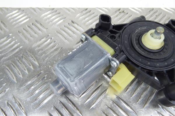 Motor vidro frente direito SKODA Octavia III Hatchback (5E3) Imagem-2
