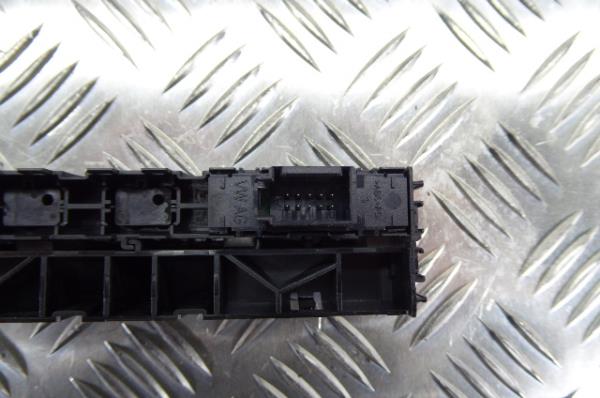 Botão / interruptor electromecânico / relé SKODA Octavia III Hatchback (5E3) Imagem-3