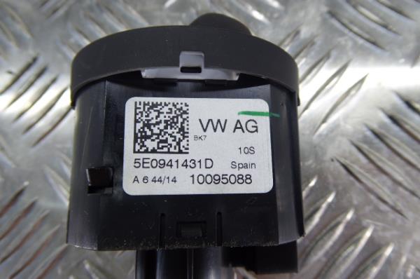 Botão / interruptor de luzes SKODA Octavia III Hatchback (5E3) Imagem-4