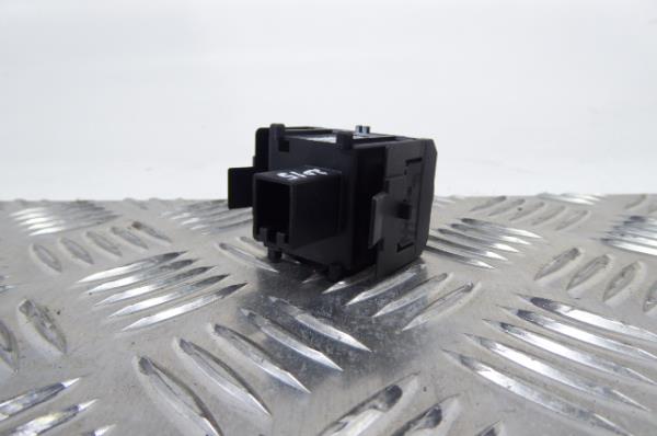 Botão / interruptor electromecânico / relé SKODA Octavia III Hatchback (5E3) Imagem-1