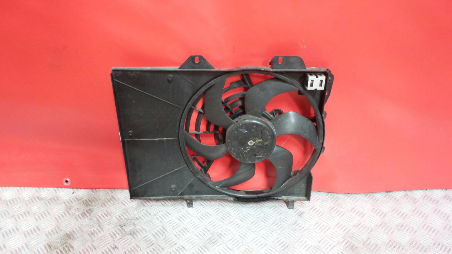 Cooling fan CITROËN DS3 Imagem-1