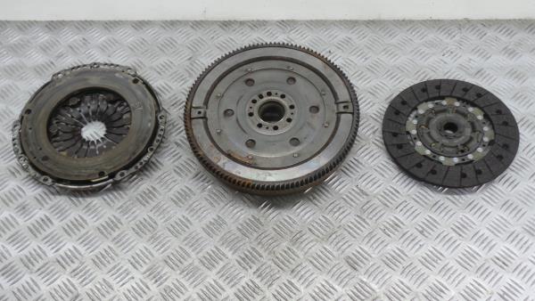 Volante motor FORD Focus III Carrinha Imagem-3