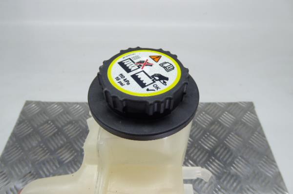 Universal tank LAND ROVER Discovery III (L319) Imagem-3