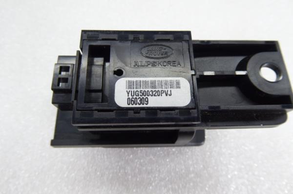 Botón / interruptor electromecánico LAND ROVER Discovery III (L319) Imagem-3