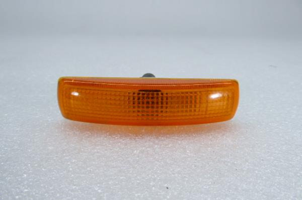 Clignotant avant Droite LAND ROVER Discovery III (L319)