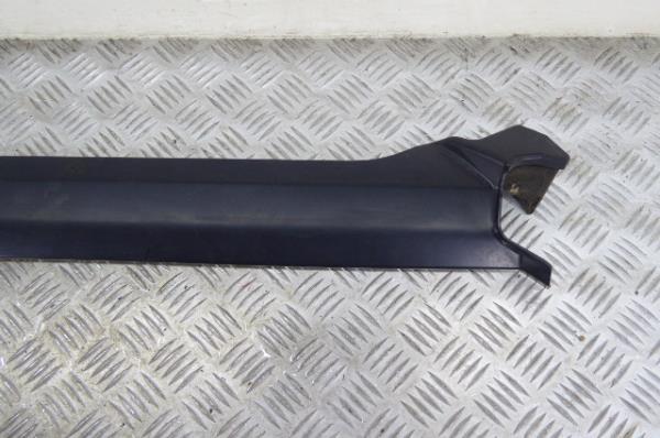 Pièce en plastique générique LAND ROVER Discovery III (L319) Imagem-1