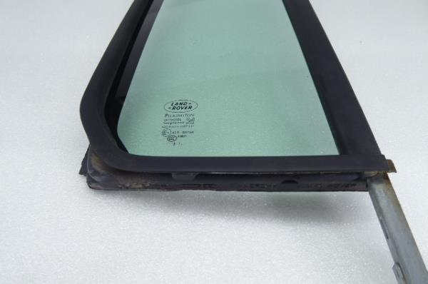 Vitre triangulaire arrière Droite LAND ROVER Discovery III (L319) Imagem-2