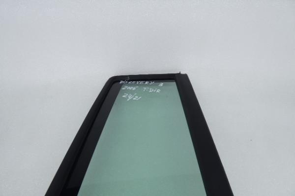 Vitre triangulaire arrière Droite LAND ROVER Discovery III (L319) Imagem-3