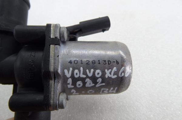 Bomba de agua VOLVO XC60 II (246) Imagem-5