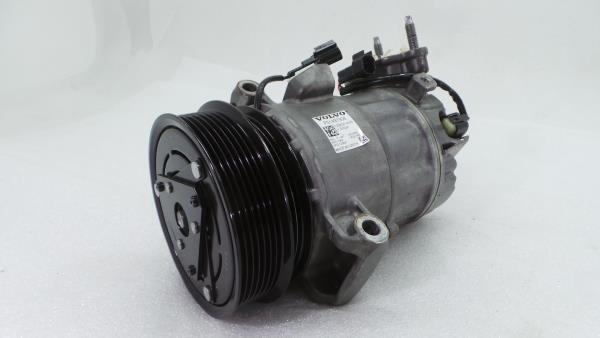 Compresor A/A VOLVO XC60 II (246)