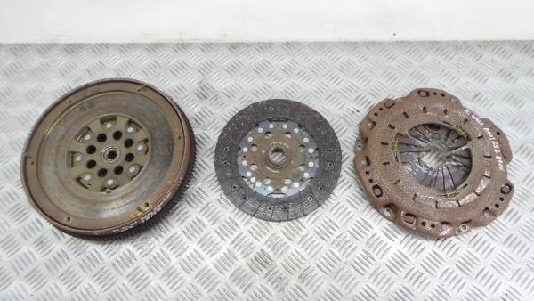 Volante motor MERCEDES-BENZ Classe C (W204) Imagem-1