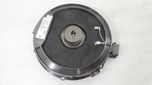 Sound system column / Speakers  PORSCHE Cayenne (9PA)