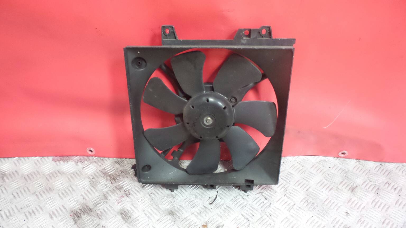 Termoventilador SUBARU Impreza Wagon (GG) Imagem-1