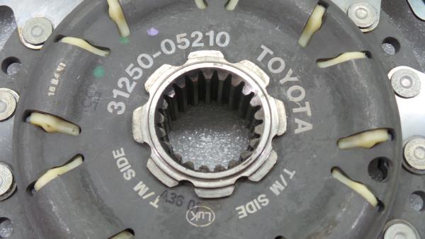 Volante motor TOYOTA Avensis Wagon (_T27_) Imagem-10