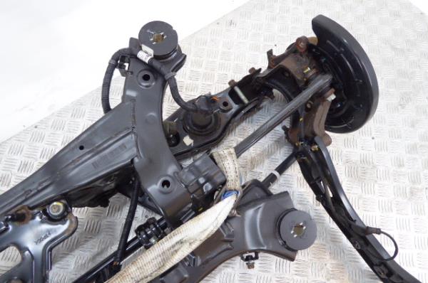 Assale posteriore a tamburo KIA Sorento III (UM) Imagem-9