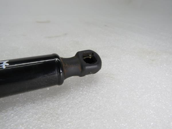 Ammortizzatore Cofano KIA Sorento III (UM) Imagem-1