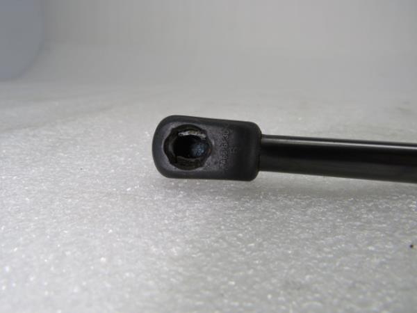 Ammortizzatore Cofano KIA Sorento III (UM) Imagem-3