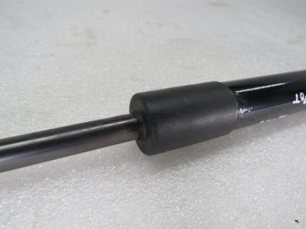 Ammortizzatore Cofano KIA Sorento III (UM) Imagem-2