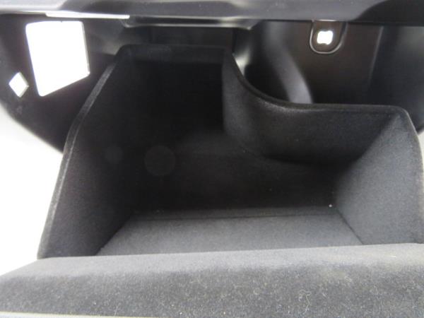 Porta luvas PEUGEOT 3008 II (M_) Imagem-14