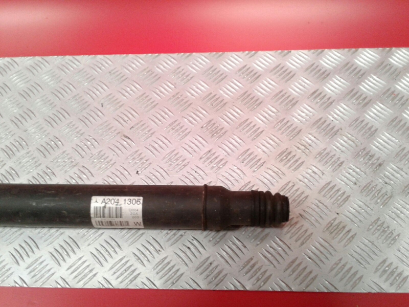 Central driveshaft MERCEDES-BENZ Classe C (W204) Imagem-1