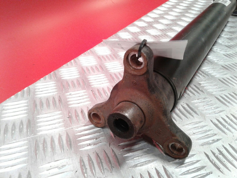 Central driveshaft MERCEDES-BENZ Classe C (W204) Imagem-3