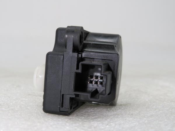 Actuador LAND ROVER Discovery III (L319) Imagem-2