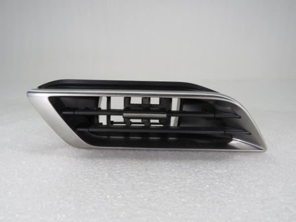 Difusor / salida de aire PEUGEOT 3008 II (M_)