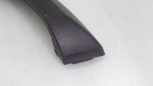 Pièce en plastique générique LAND ROVER Discovery III (L319) Imagem-2