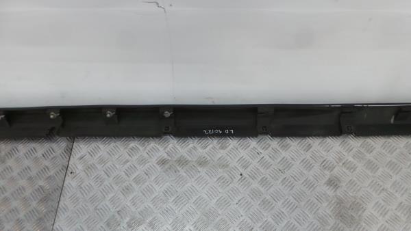 Embaladeira direita FORD Transit Kombi Imagem-6