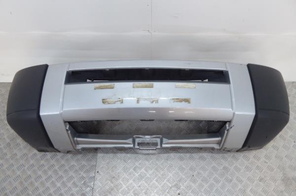 Pára-choques frente LAND ROVER Discovery III (L319)