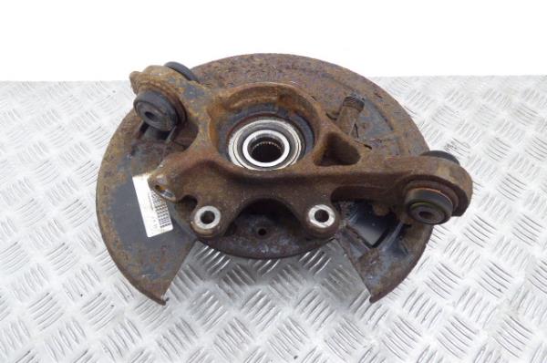 Right rear steering knuckle LAND ROVER Discovery III (L319)