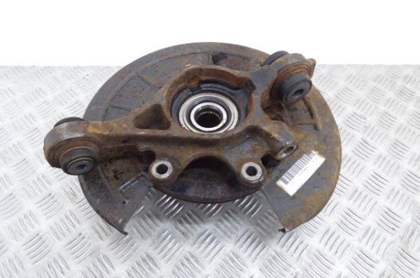 Left rear steering knuckle LAND ROVER Discovery III (L319)