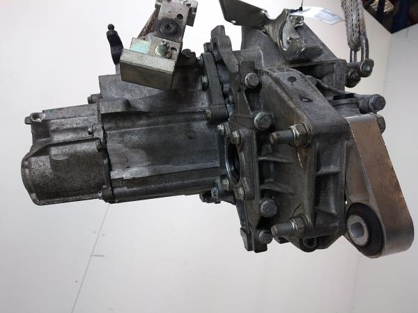 Boîte de vitesses manuelle FIAT 500L (351_, 352_) Imagem-3