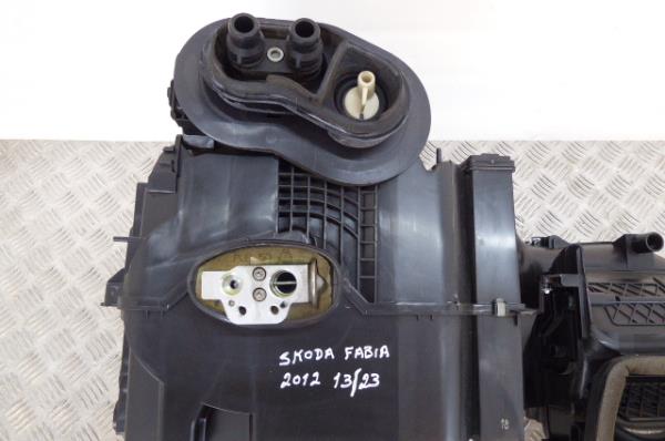 Chauffage / sofagem completa SKODA Fabia II Hatchback (542, 5J) Imagem-2