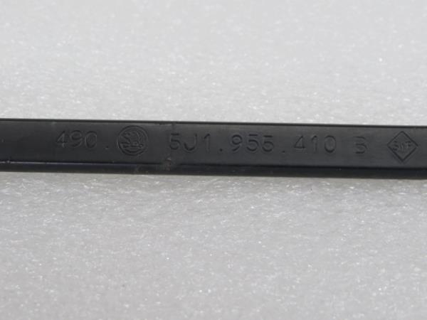 Haste / braço de escova limpa vidros frente direita SKODA Fabia II Hatchback (542, 5J) Imagem-5