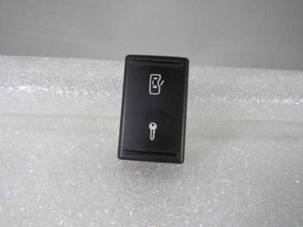 Botão / interruptor electromecânico / relé SKODA Fabia II Hatchback (542, 5J)