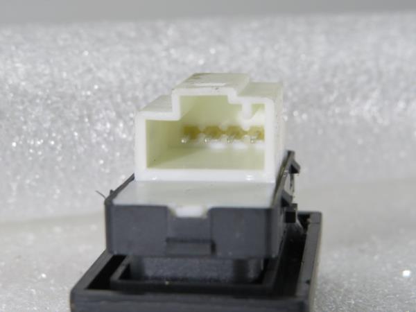 Botão / interruptor electromecânico / relé SKODA Fabia II Hatchback (542, 5J) Imagem-3