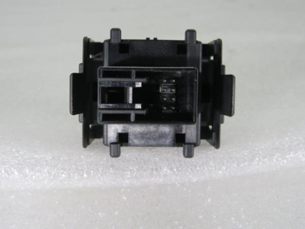 Botão / interruptor electromecânico / relé SKODA Fabia II Hatchback (542, 5J) Imagem-3