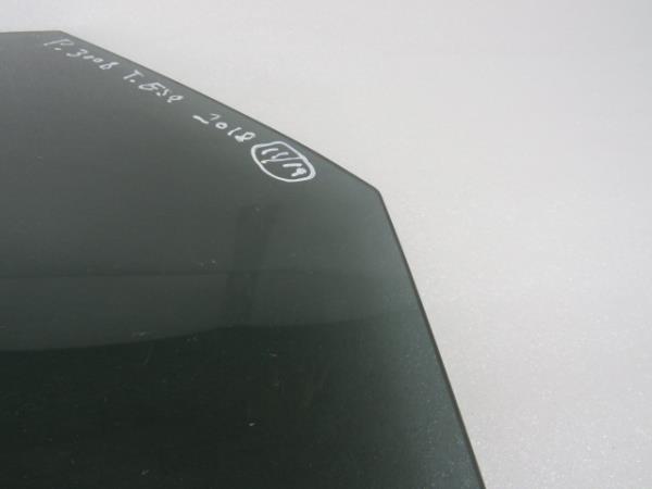 Left rear door glass PEUGEOT 3008 II (M_) Imagem-4