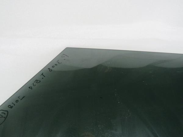 Left rear door glass PEUGEOT 3008 II (M_) Imagem-11